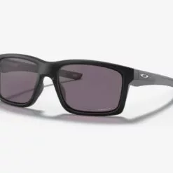 Oakley Mainlink XL Matte Black w/ PRIZM Grey