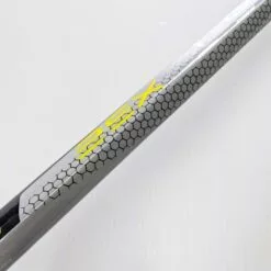 2021 TRUE STK CATALYST XSE INTR HOCKEY STICK -Outlet sportwheels Store image 1564