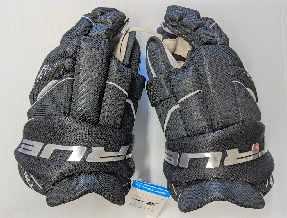 2021 TRUE HG CATALYST XSE JR HOCKEY GLOVES 1 2021 TRUE HG CATALYST XSE JR HOCKEY GLOVES
