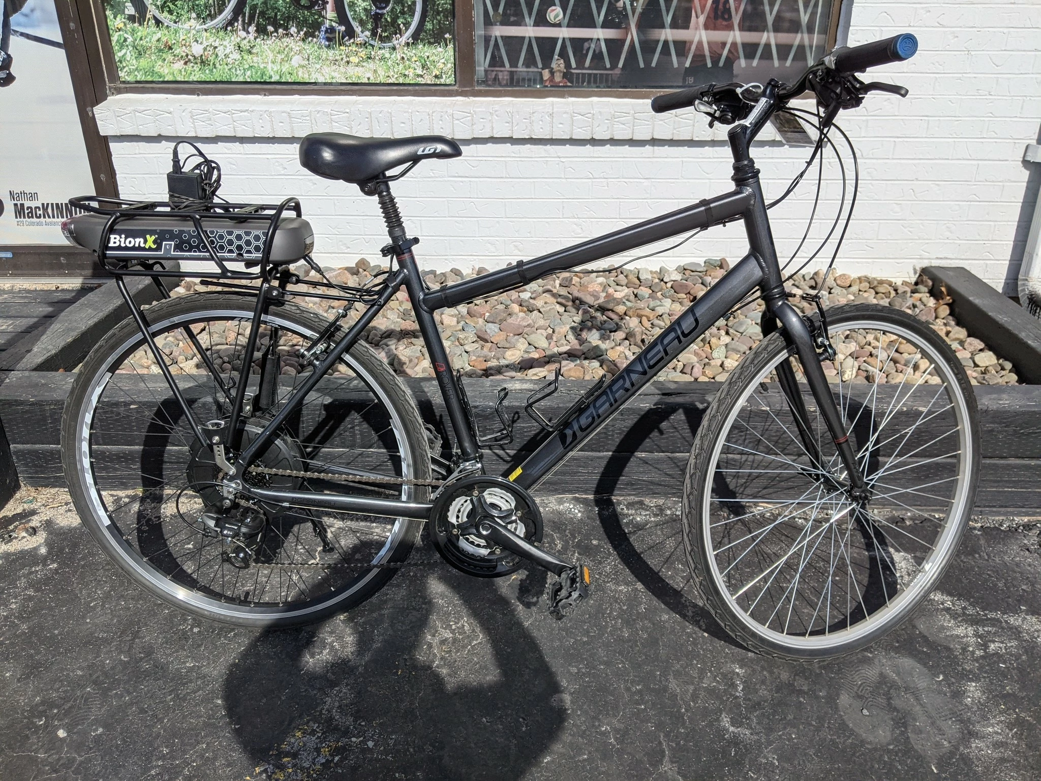 *Used Bike* LG Rover Lrg frame with New BionX Kit (NO WARRANTY) 2 *Used Bike* LG Rover Lrg frame with New BionX Kit (NO WARRANTY) - Image 2