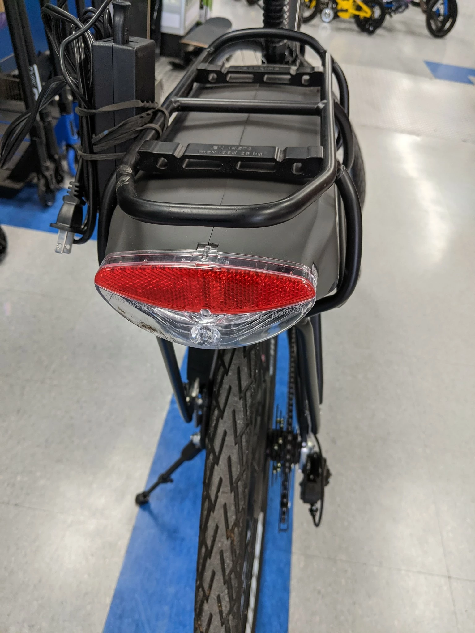 *Used Bike* LG Rover Lrg frame with New BionX Kit (NO WARRANTY) 7 *Used Bike* LG Rover Lrg frame with New BionX Kit (NO WARRANTY) - Image 7